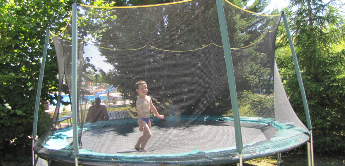 Trampoline